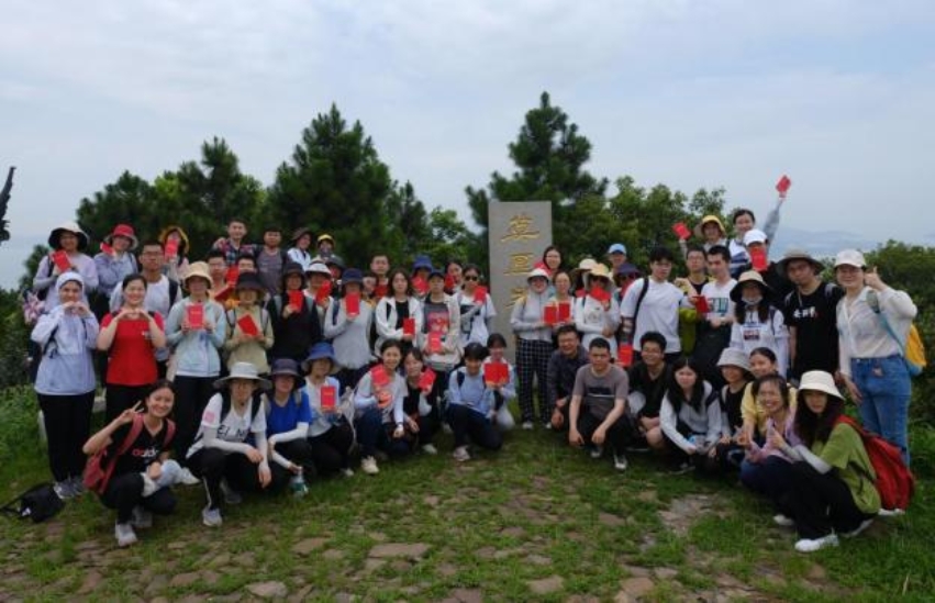 cf1a71b55c015b2f6119d4a52b10421 cf1a71b55c015b2f6119d4a52b10421